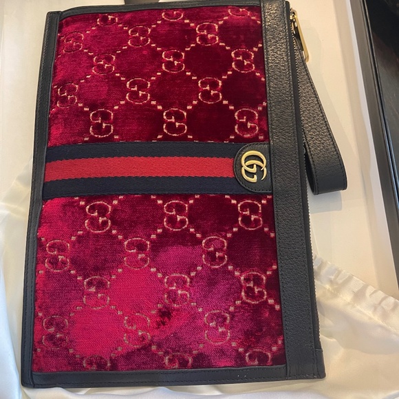 Gucci velet clutch - Picture 1 of 8